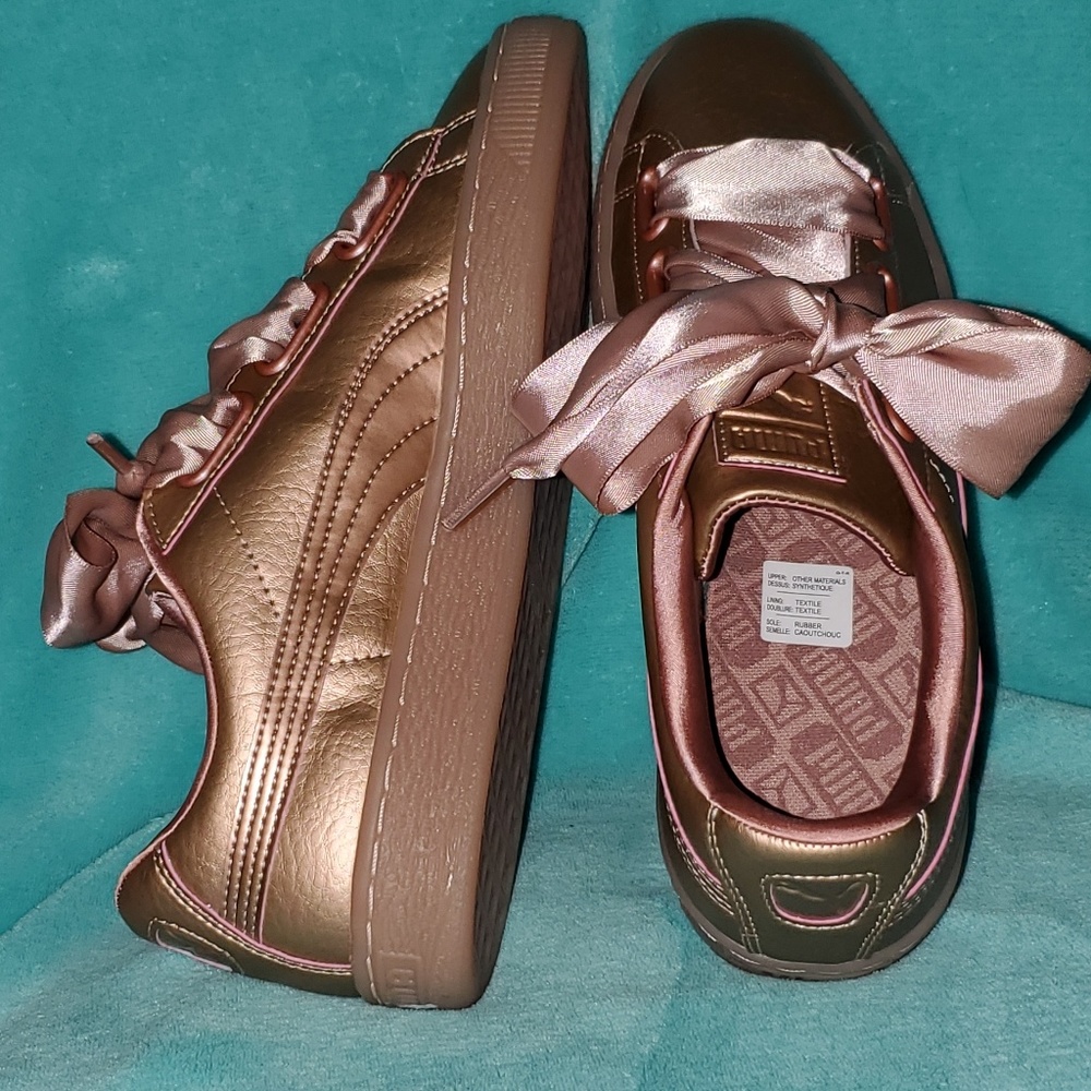 Puma Women's Basket Heart Copper Sneakers